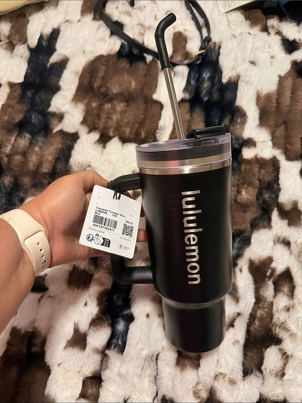 lululemon Insulated Tumbler 40oz Black look at pictures have some scratches
